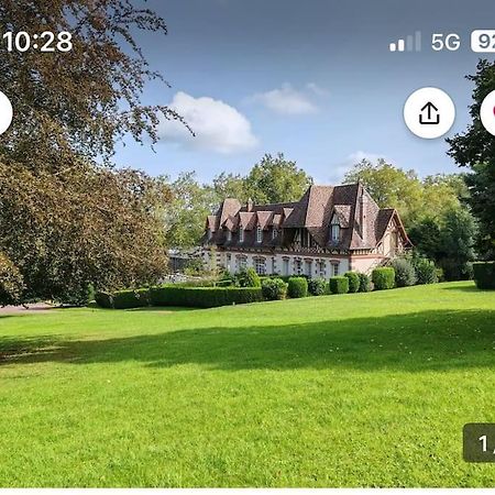 Un Appartement Dans Un Chateau Deauville Ngoại thất bức ảnh