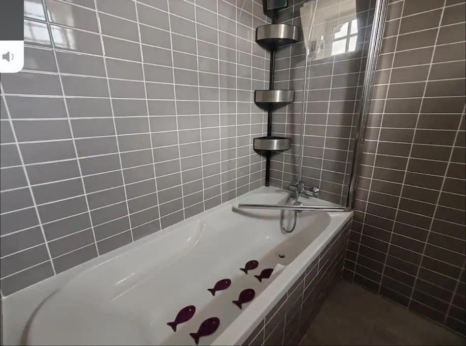 Un Appartement Dans Un Chateau Deauville Ngoại thất bức ảnh